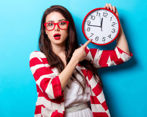 Videochat part time sau full time? Care este programul ideal daca vrei sa ai incasari mari?